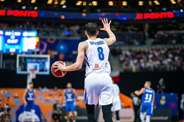 主场球迷见证捷克末轮突围 还有比这更好的剧情吗