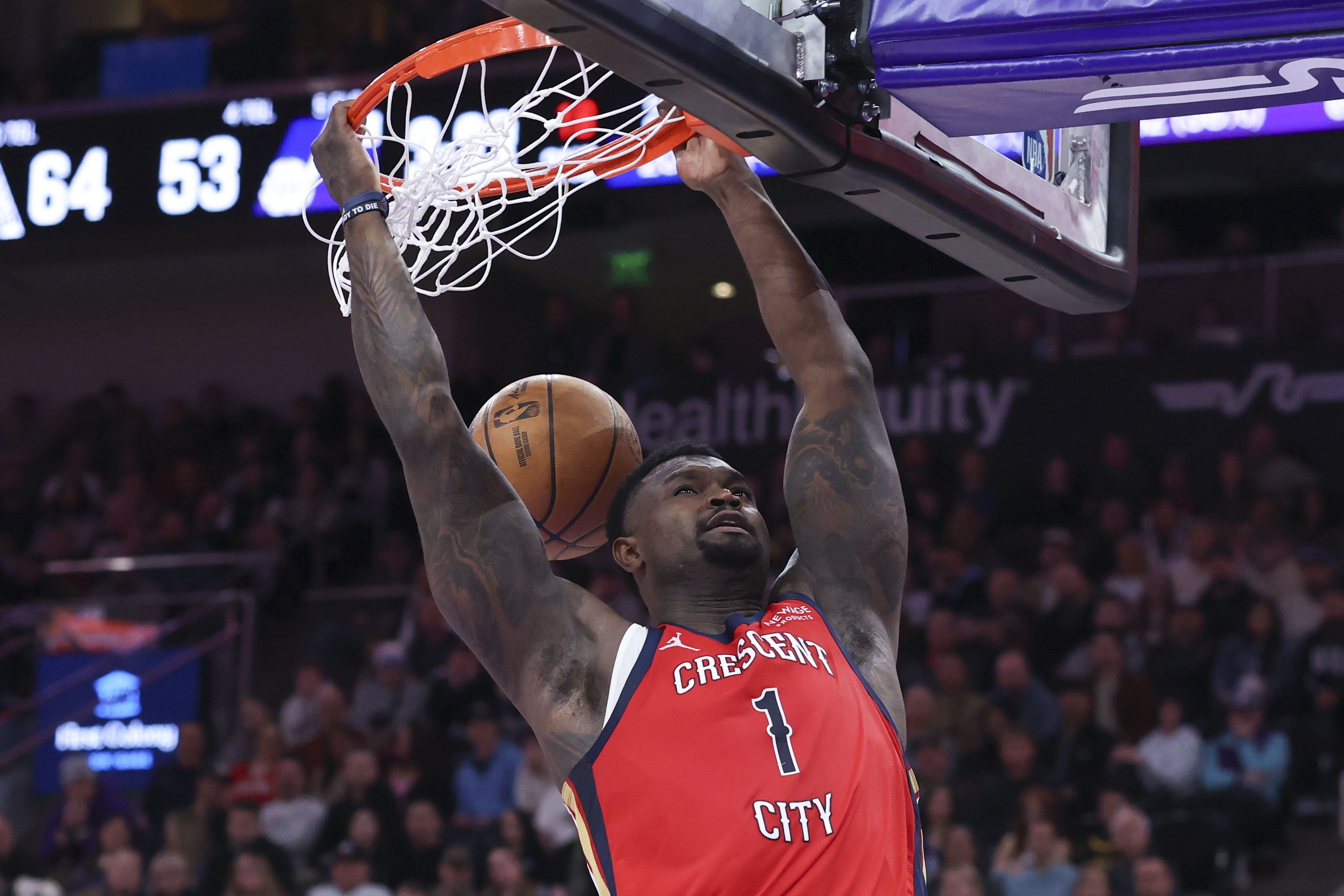 乐鱼官方-鹈鹕主帅：锡安步伐轻盈有力 他突破遭遇大量身体接触但裁判不吹